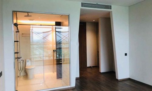 Nhượng lại căn sát góc tầng cao, view biển và bể bơi siêu đẹp