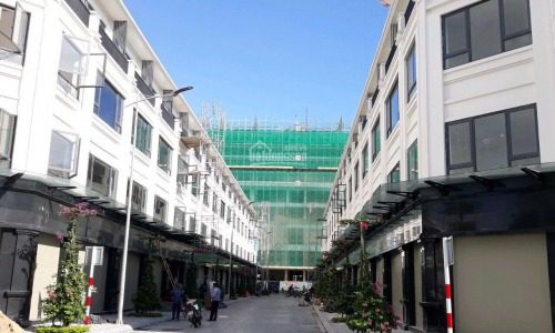 Cần bán căn Shophouse Apec, mặt đường Nguyễn Văn Huyên, phường 7, tp Tuy Hòa